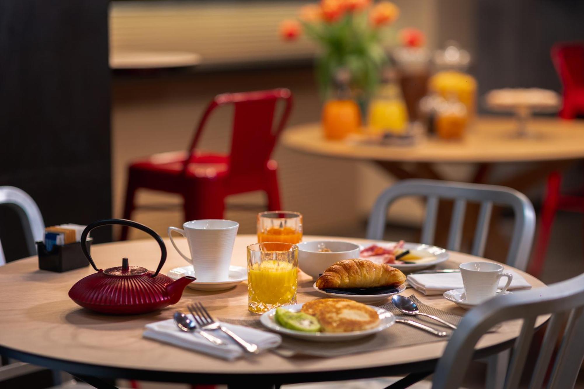 Globus Urban Hotel Флоренция Экстерьер фото