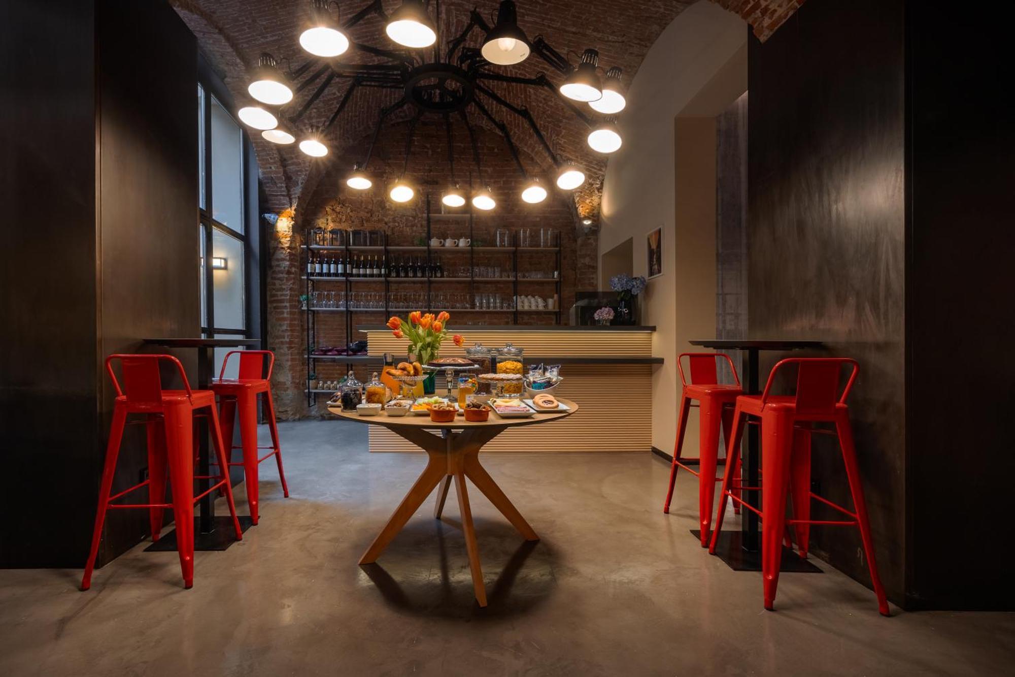 Globus Urban Hotel Флоренция Экстерьер фото