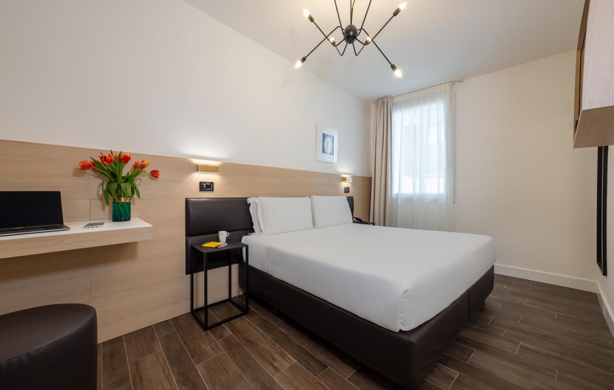 Globus Urban Hotel Флоренция Экстерьер фото
