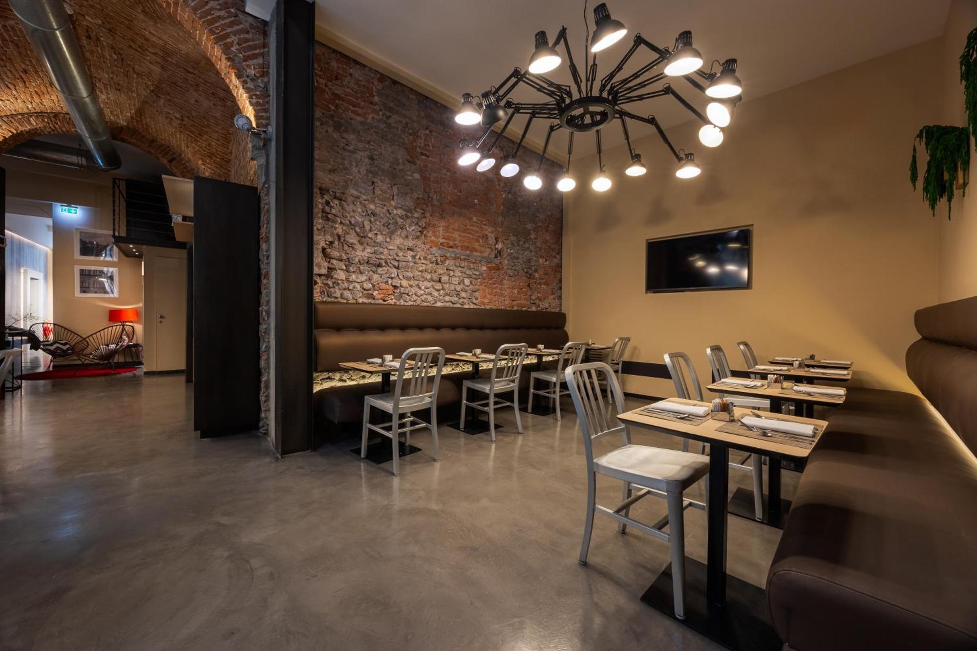 Globus Urban Hotel Флоренция Экстерьер фото