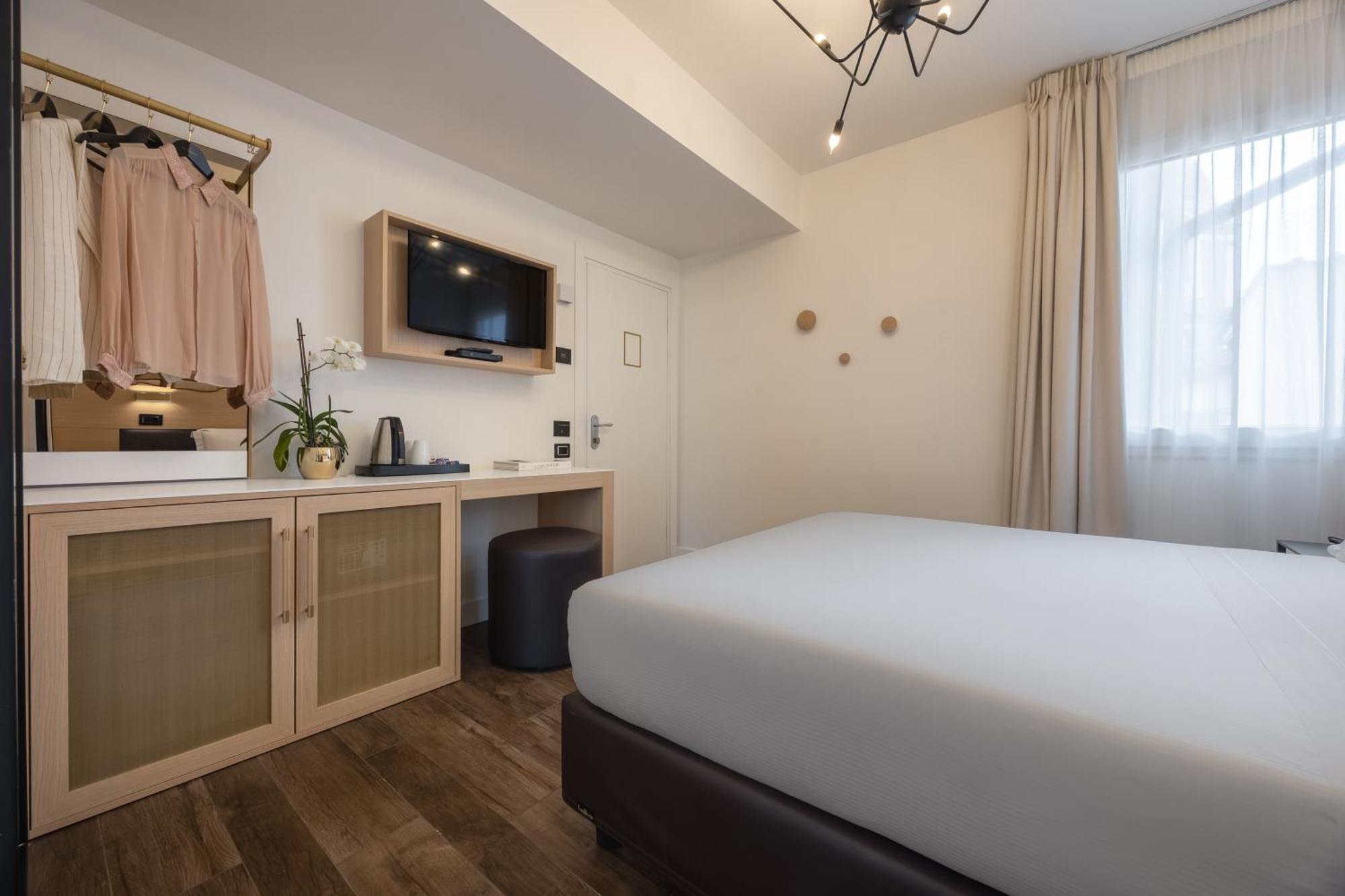 Globus Urban Hotel Флоренция Экстерьер фото