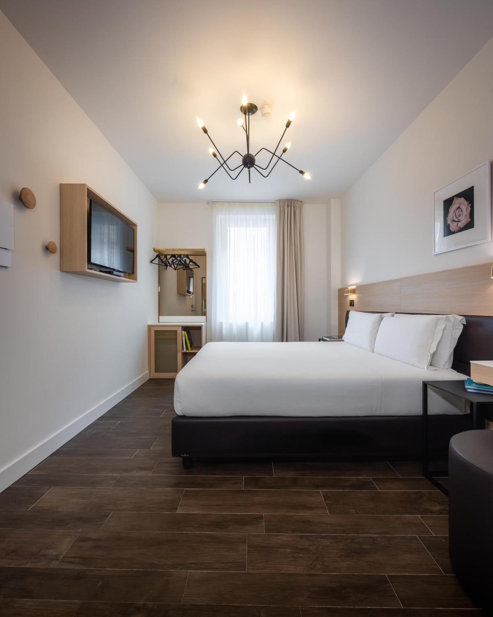 Globus Urban Hotel Флоренция Экстерьер фото